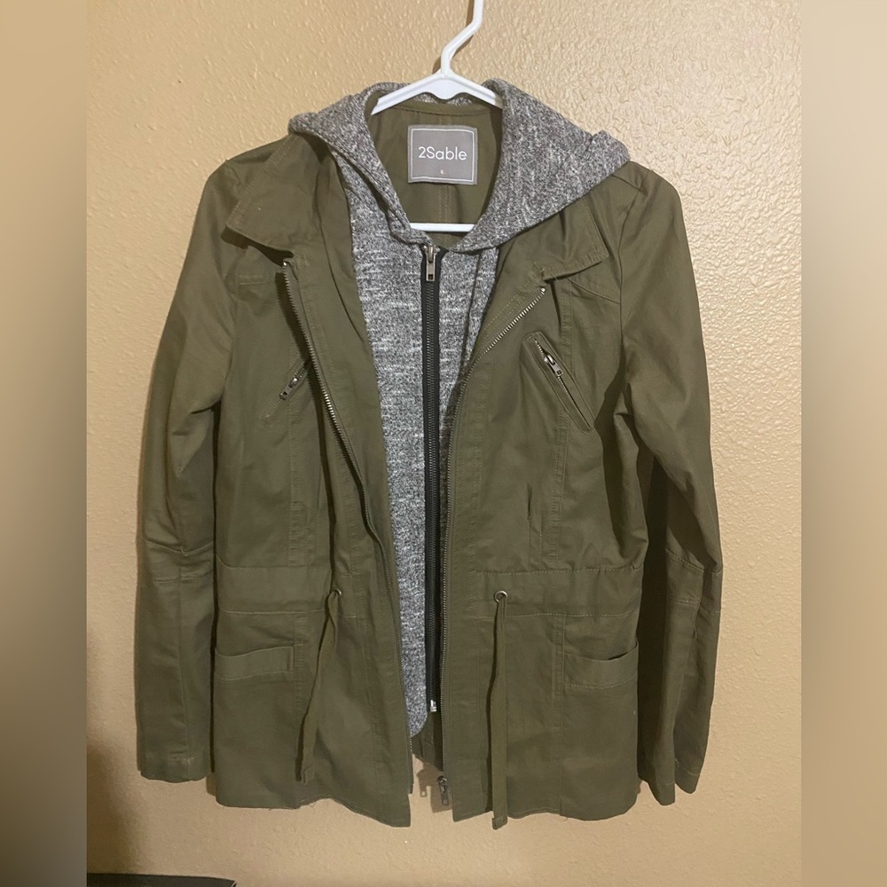 Womens  2Sable Olive Green Jacket with Gray Hoodie. Size small